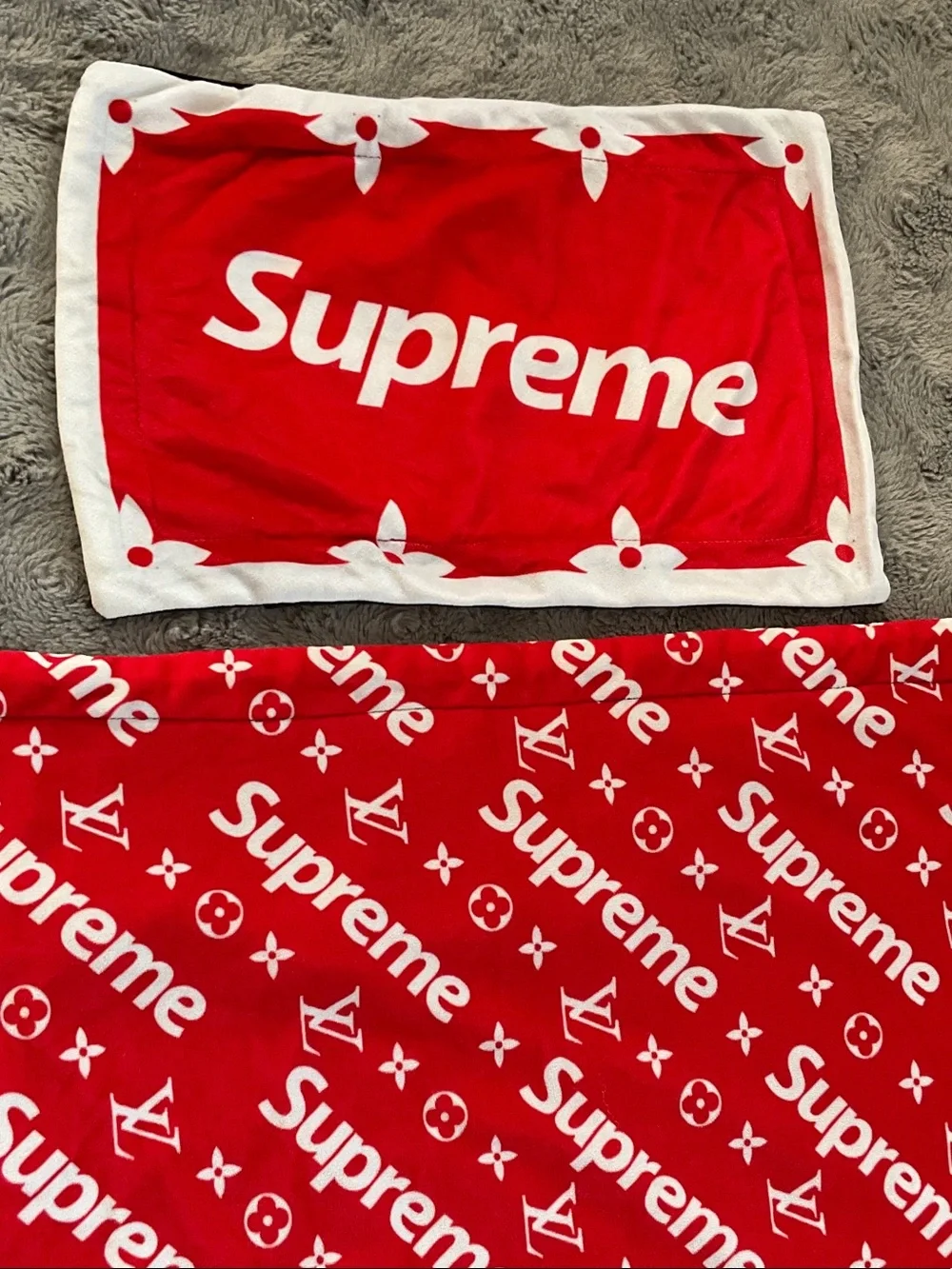 Red & White Logo Pet Blanket Set